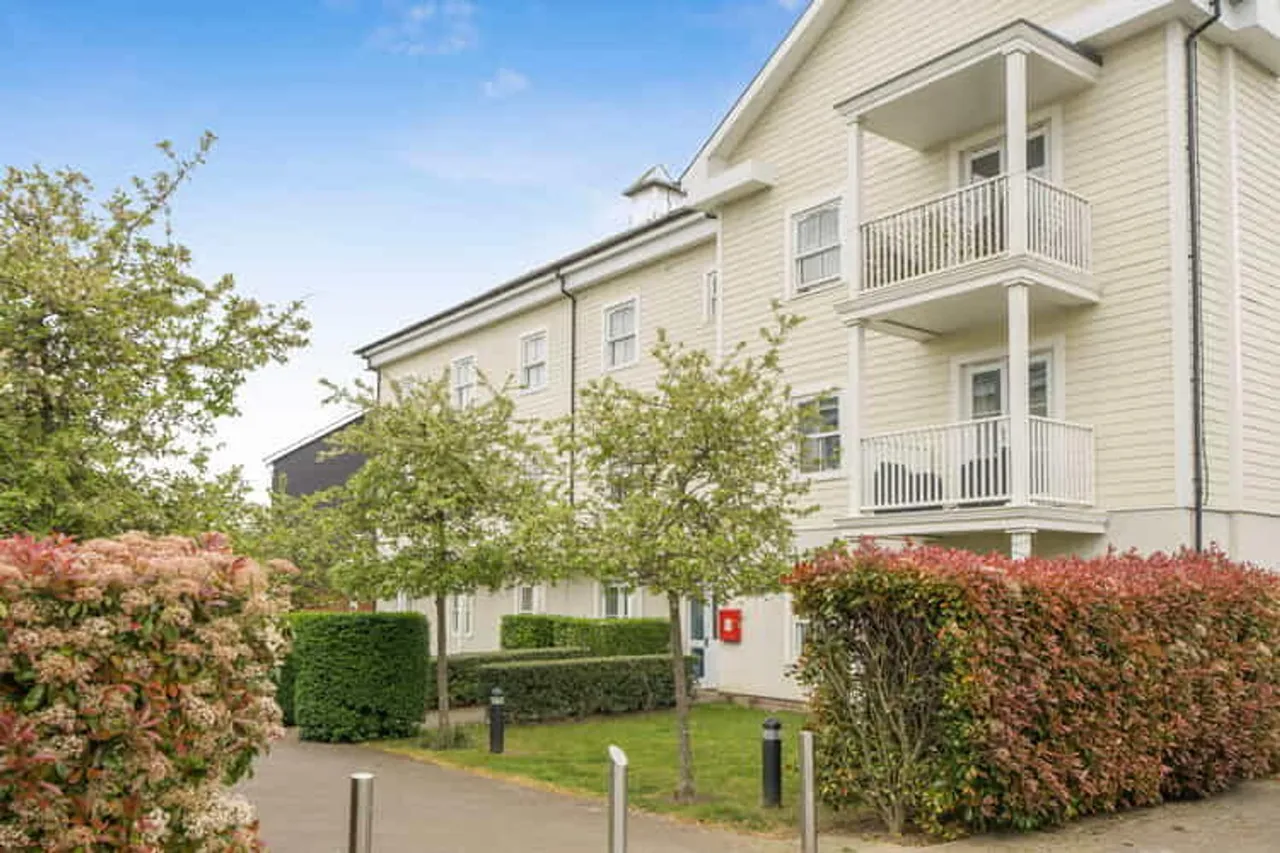 Sherbrooke Way, Drummond Court, KT4, photo 7