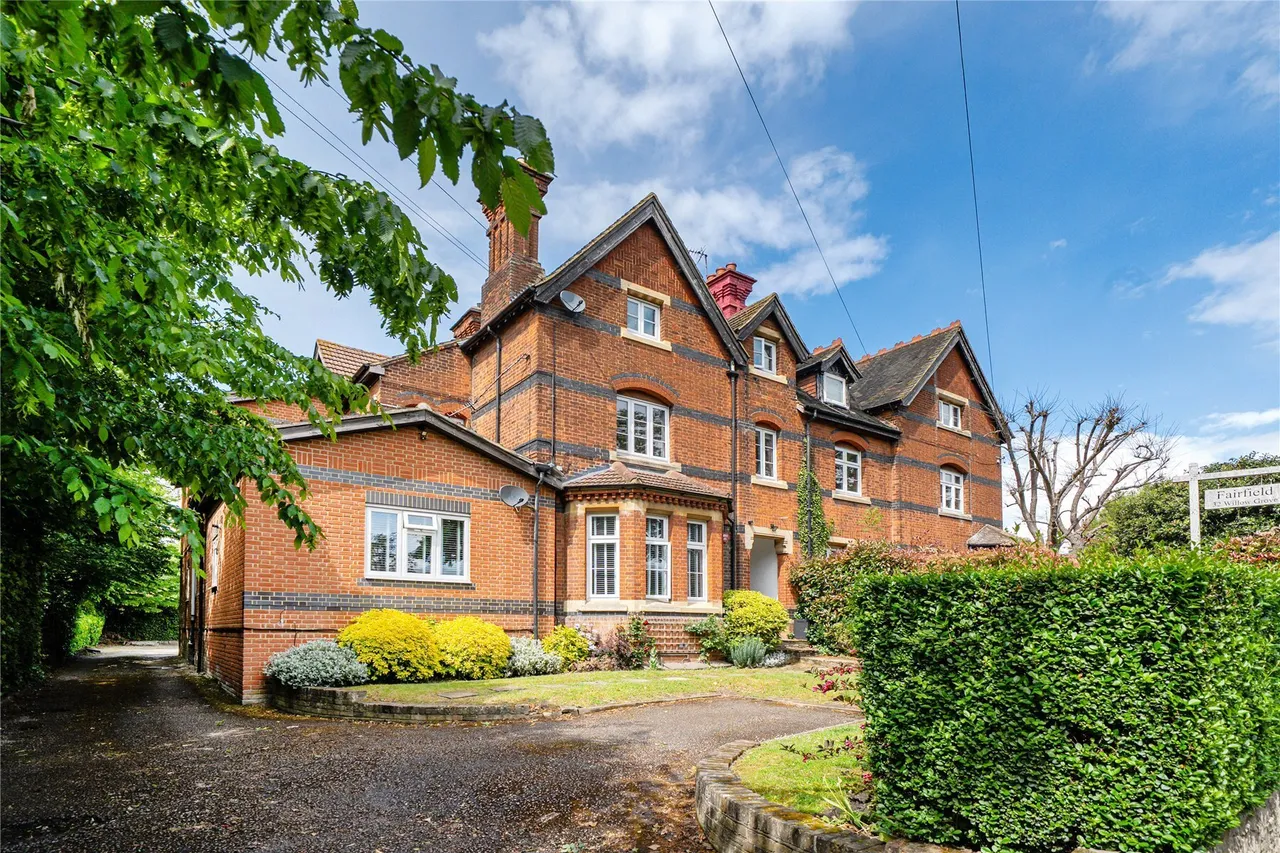 2 bed flat for sale — Willow Grove, Chislehurst, BR7