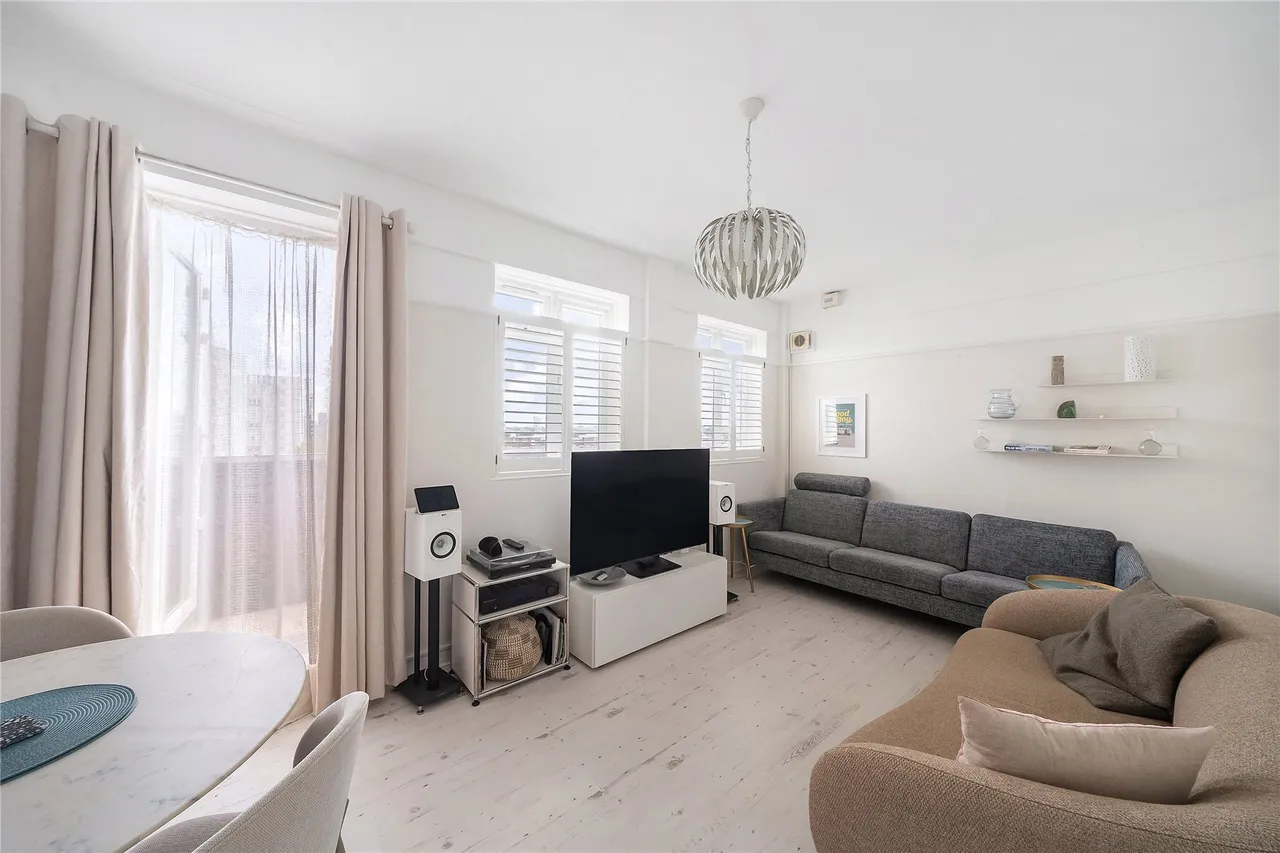 1 bed flat for sale — Rawson Street, Battersea, SW11