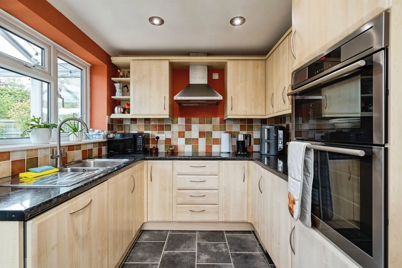 Low Road, Haddiscoe, NR14, photo 6