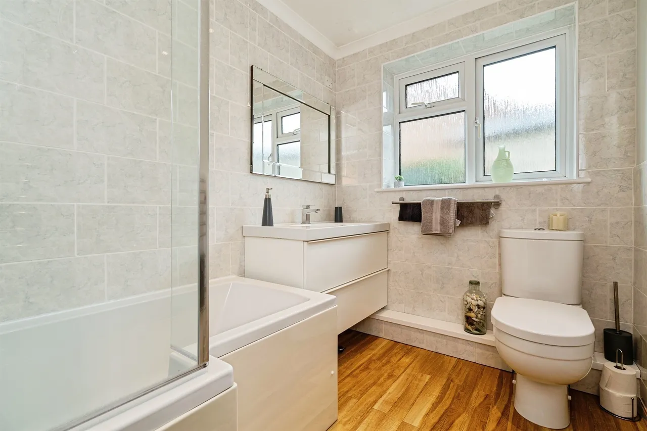 Low Road, Haddiscoe, NR14, photo 16