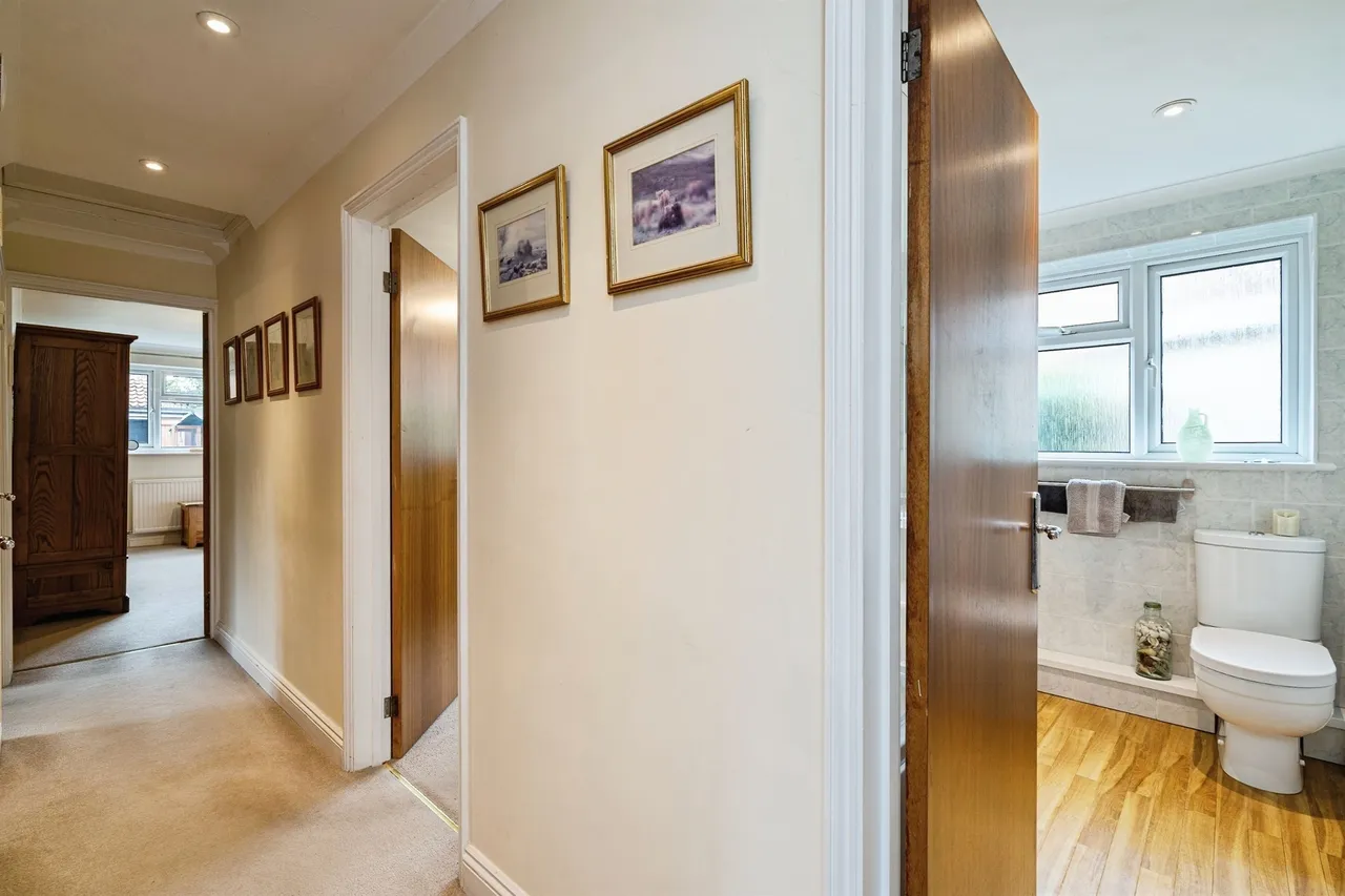 Low Road, Haddiscoe, NR14, photo 12