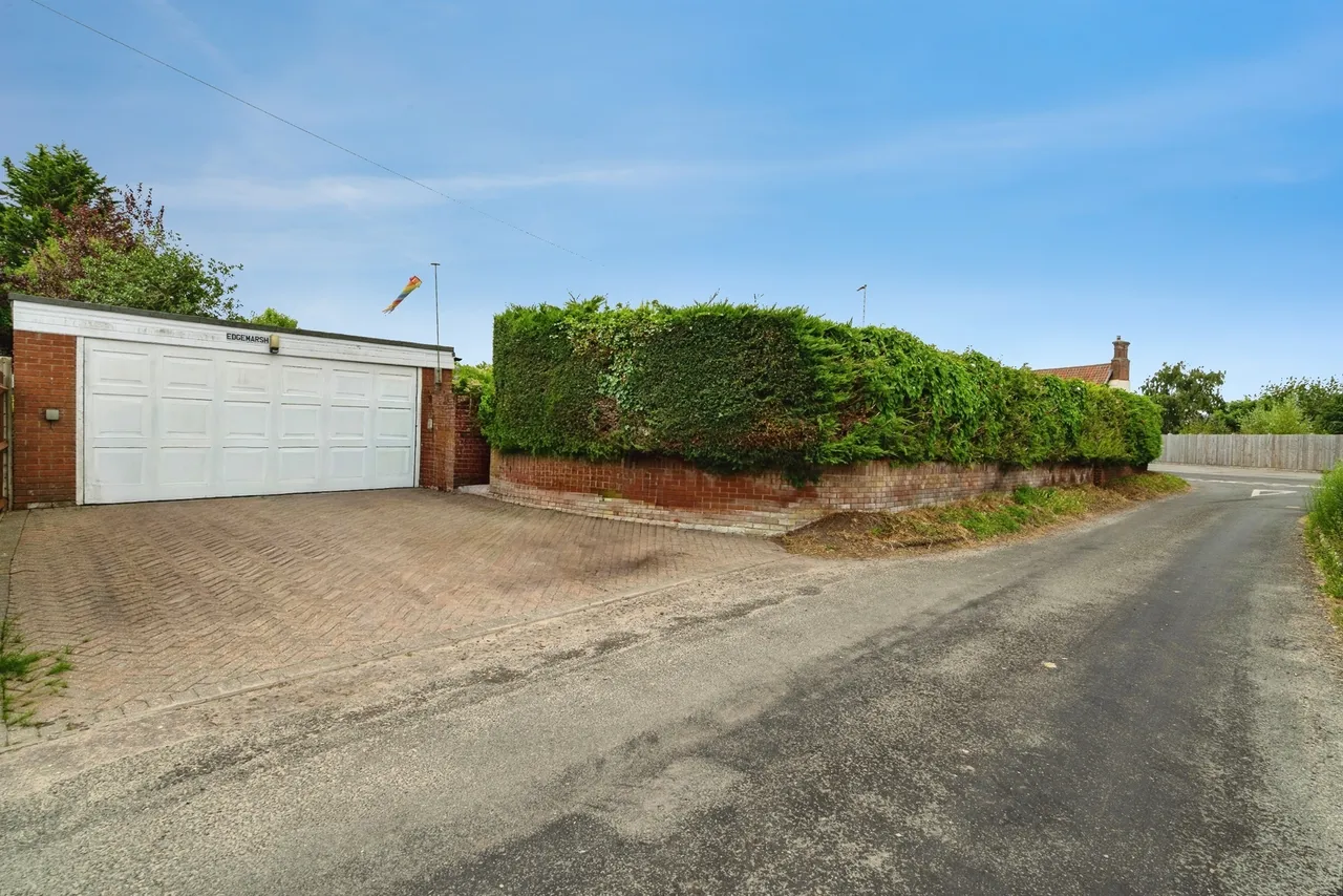 Low Road, Haddiscoe, NR14, photo 20