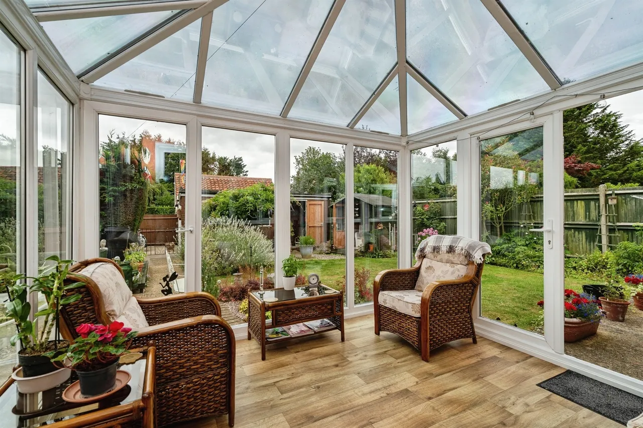 Low Road, Haddiscoe, NR14, photo 11