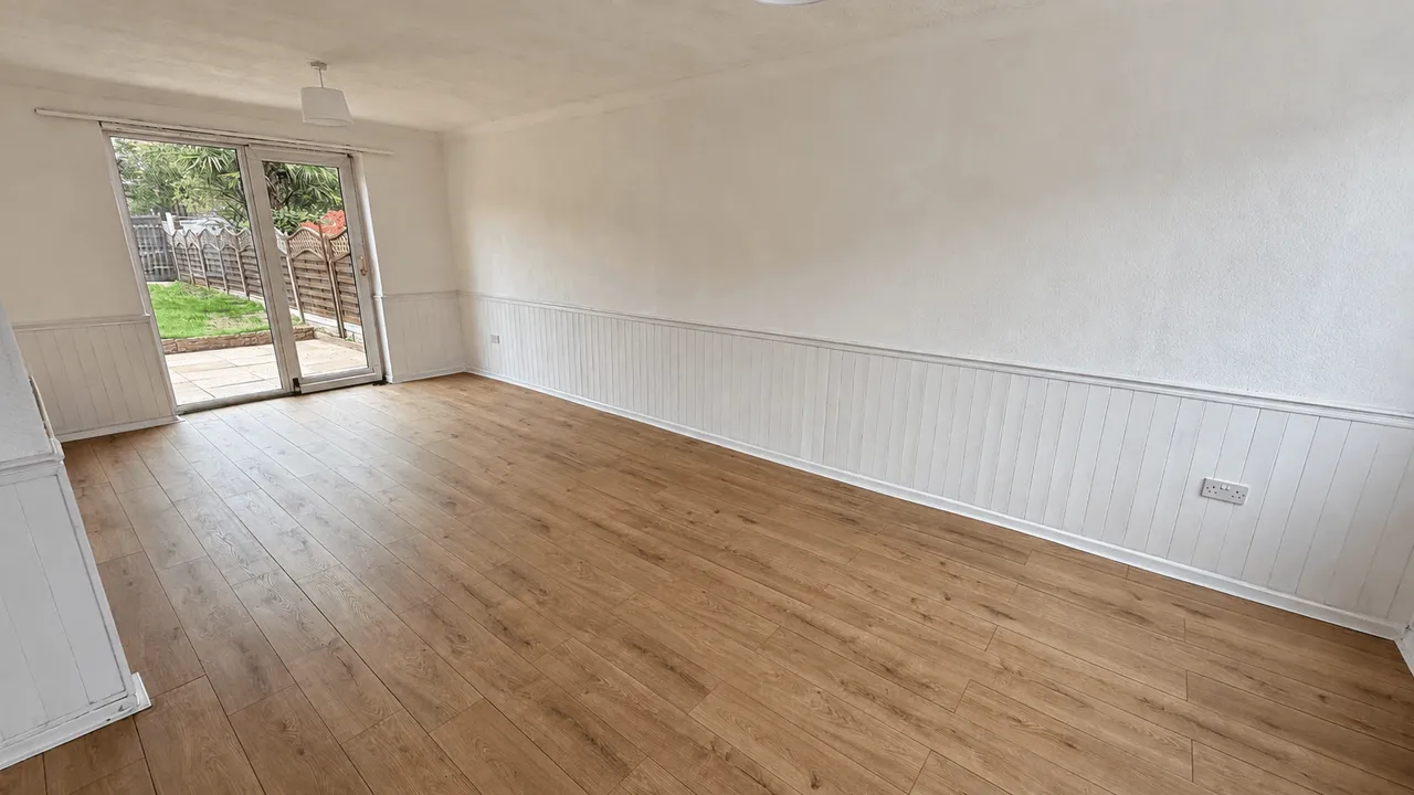 Ilkley Crescent, Stockport, SK5, photo 7