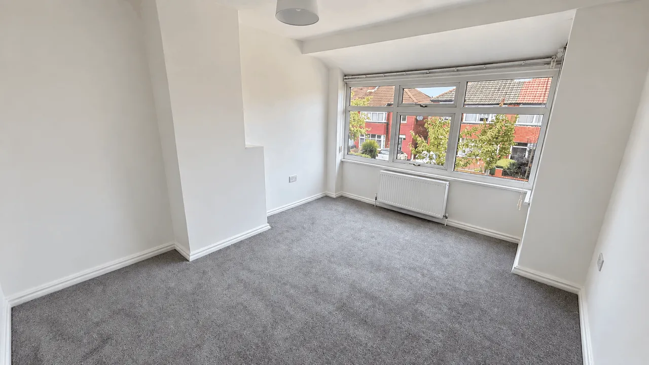 Ilkley Crescent, Stockport, SK5, photo 13