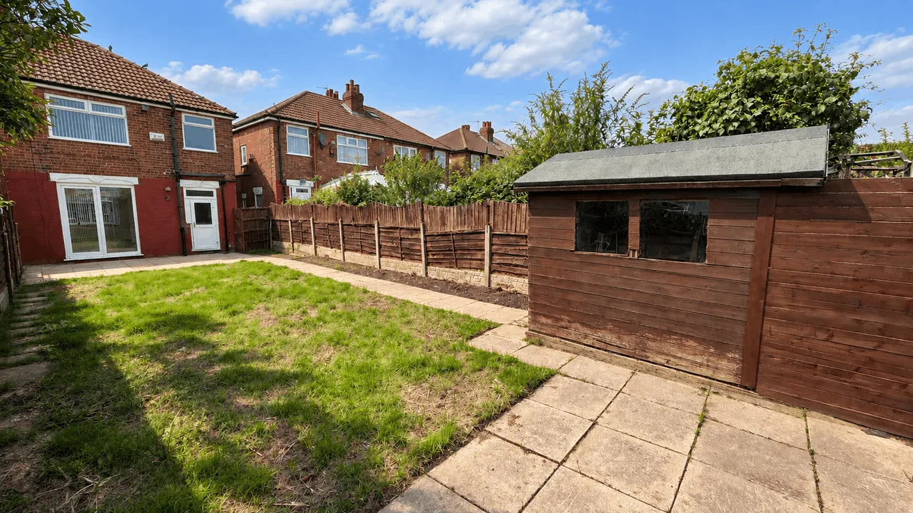Ilkley Crescent, Stockport, SK5, photo 28