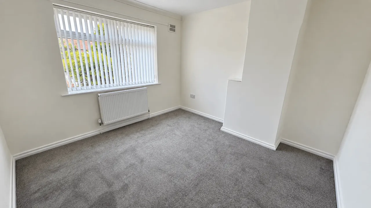 Ilkley Crescent, Stockport, SK5, photo 17