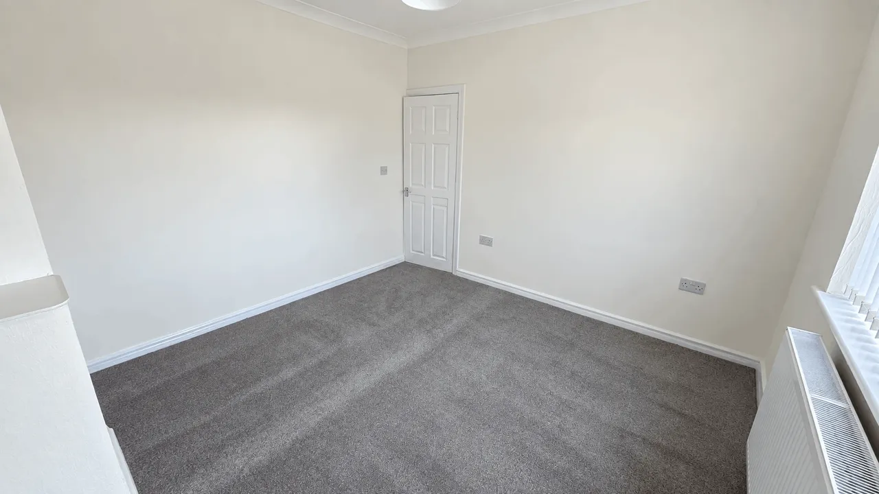 Ilkley Crescent, Stockport, SK5, photo 19