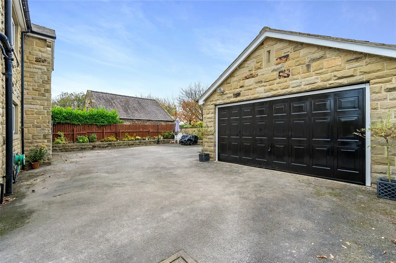 Quarry Hill, Horbury, WF4, photo 21