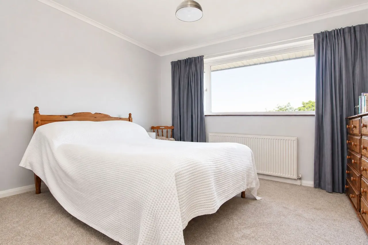 Charles Close, Thornbury, photo 9