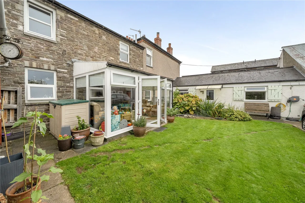 Ashbrook Terrace, Brecon, LD3, photo 19