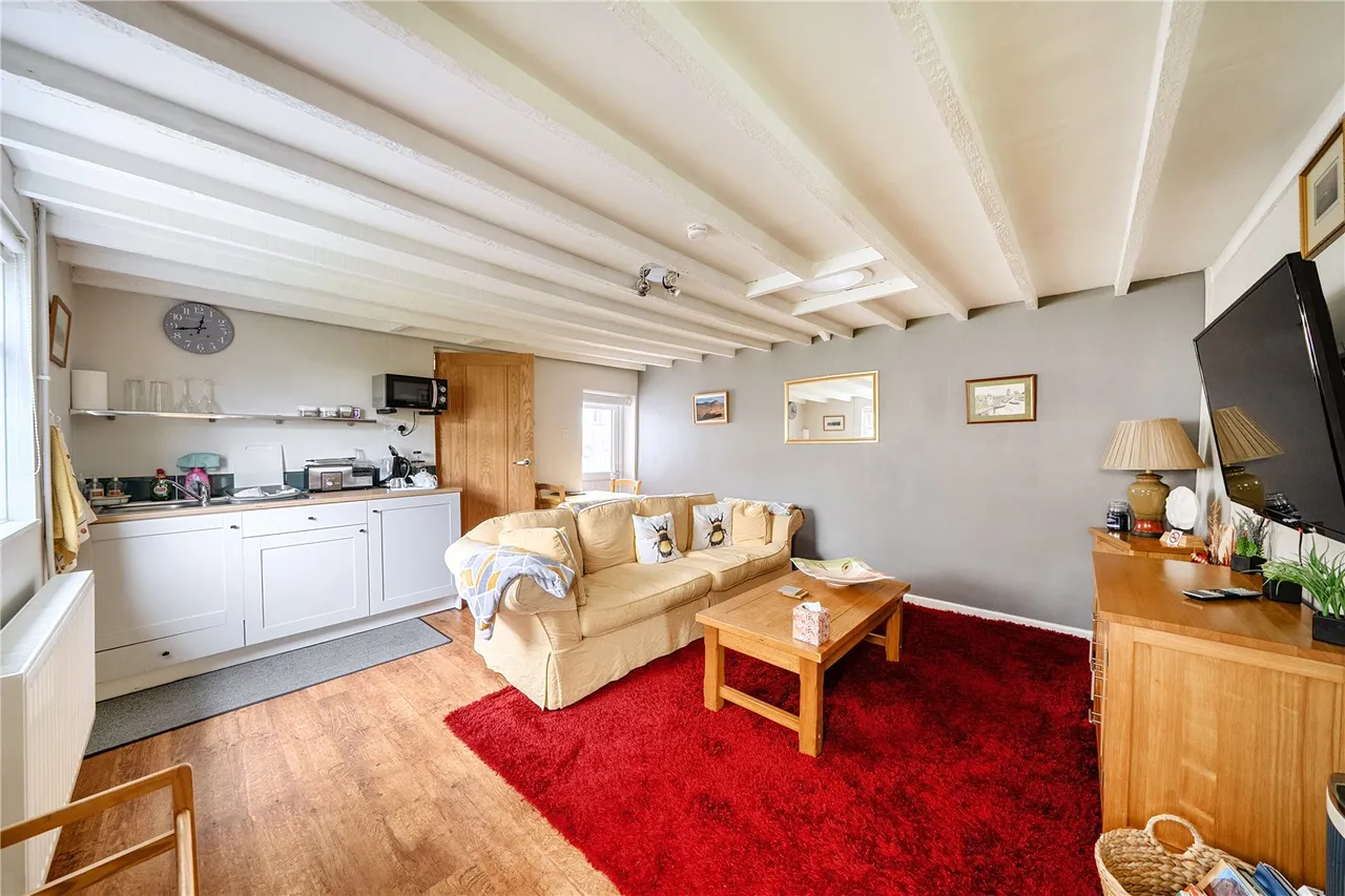 Ashbrook Terrace, Brecon, LD3, photo 11