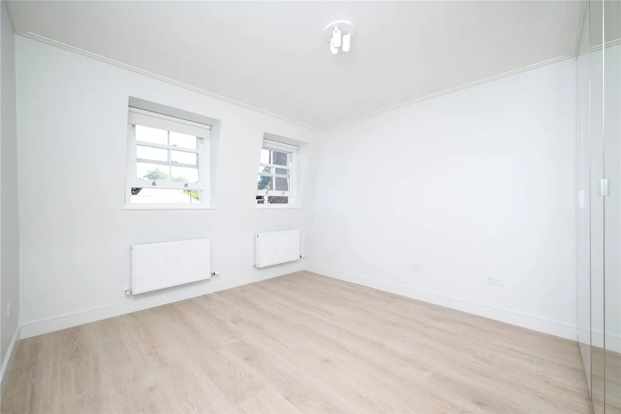 Homerton High Street, London, E9, photo 6