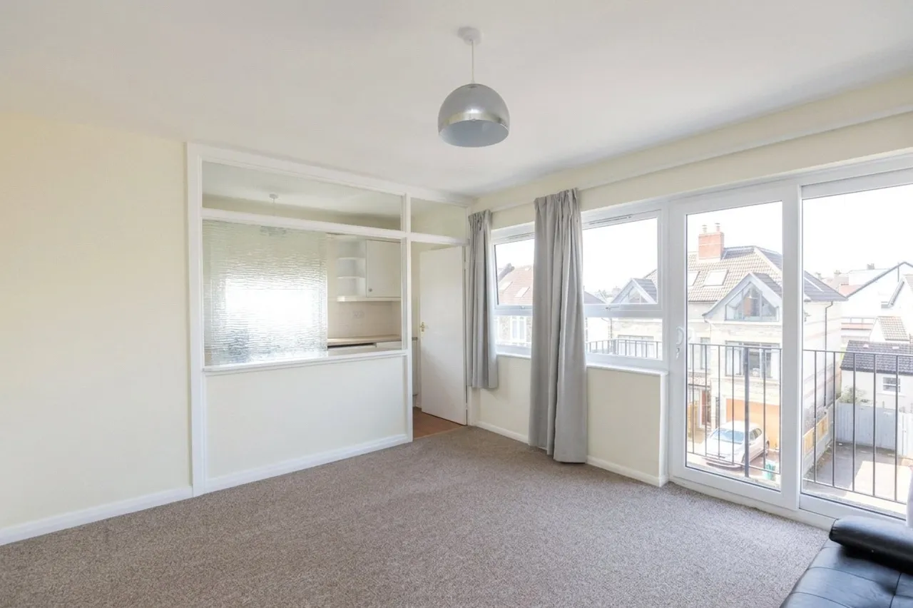 Holmes Grove, Bristol, BS9, photo 4