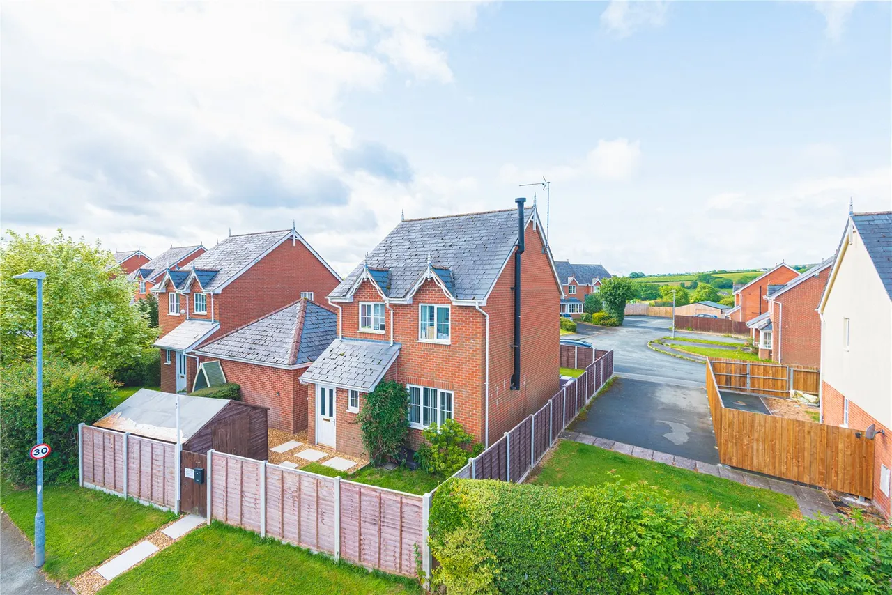 Meillionydd, Adfa, Newtown, Powys, SY16 3BF, photo 15