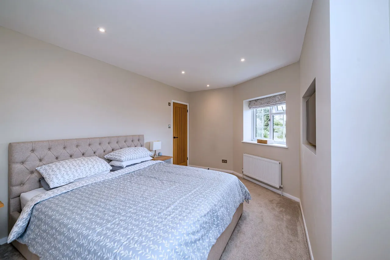 Webster Road, The Furlongs, HP21, photo 21