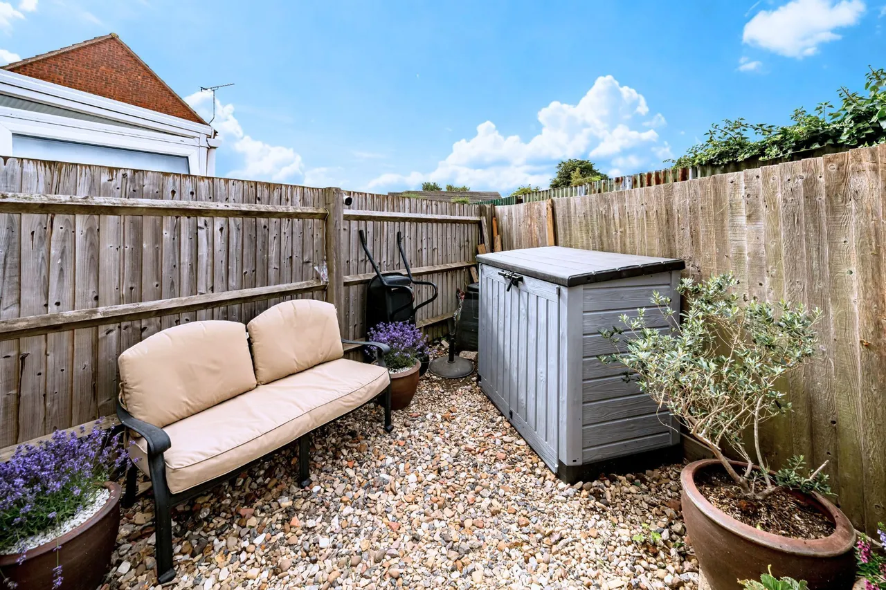 Webster Road, The Furlongs, HP21, photo 31