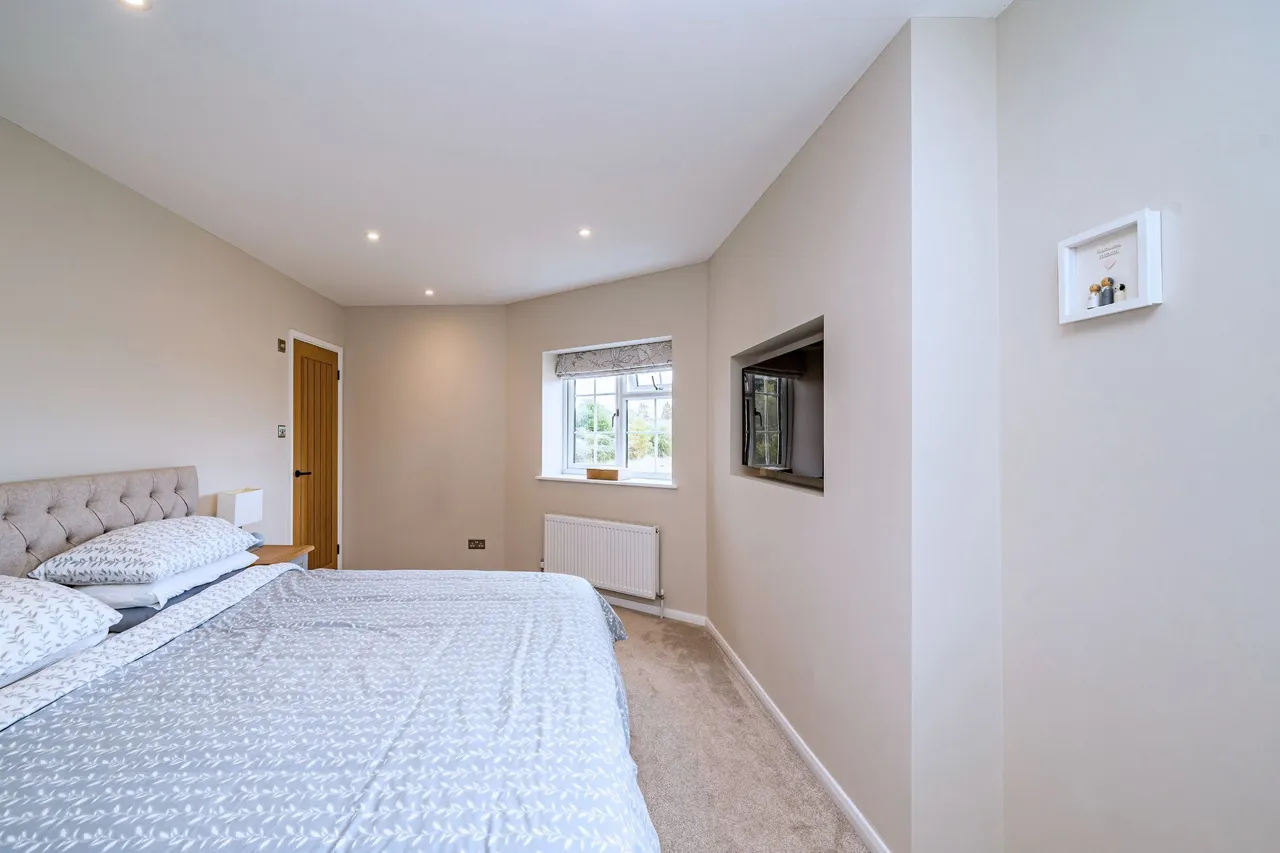 Webster Road, The Furlongs, HP21, photo 27