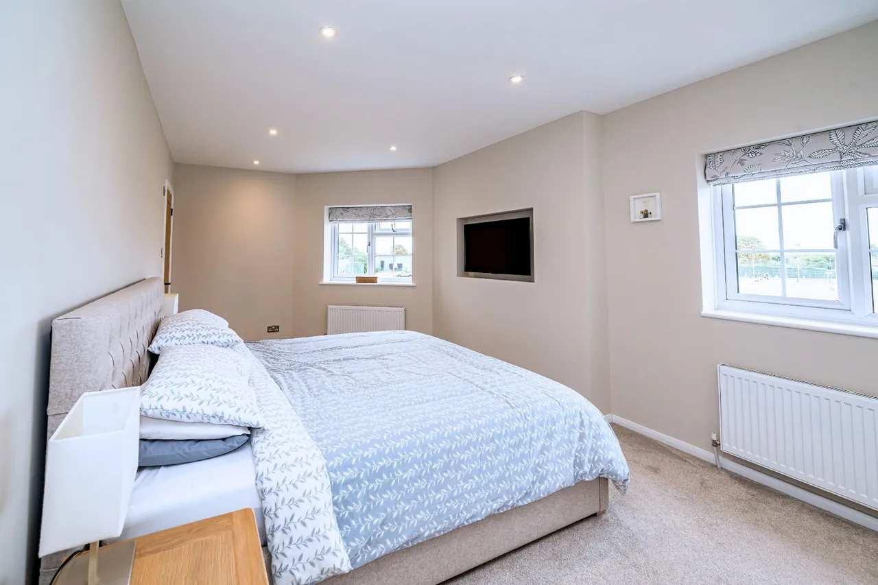 Webster Road, The Furlongs, HP21, photo 26