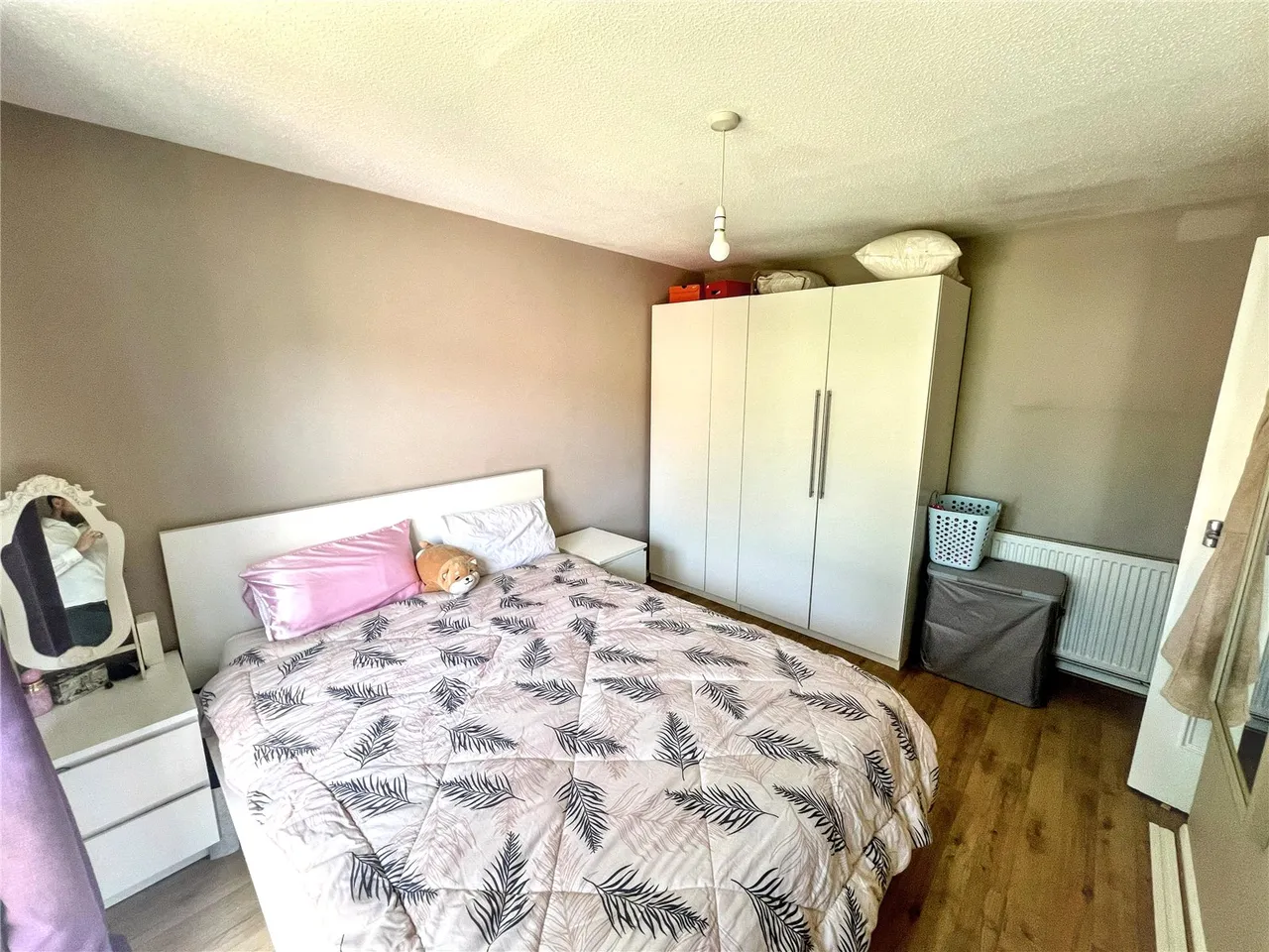 Brunswick Park Road, New Southgate, London, Greater London, N11 1EZ, photo 6