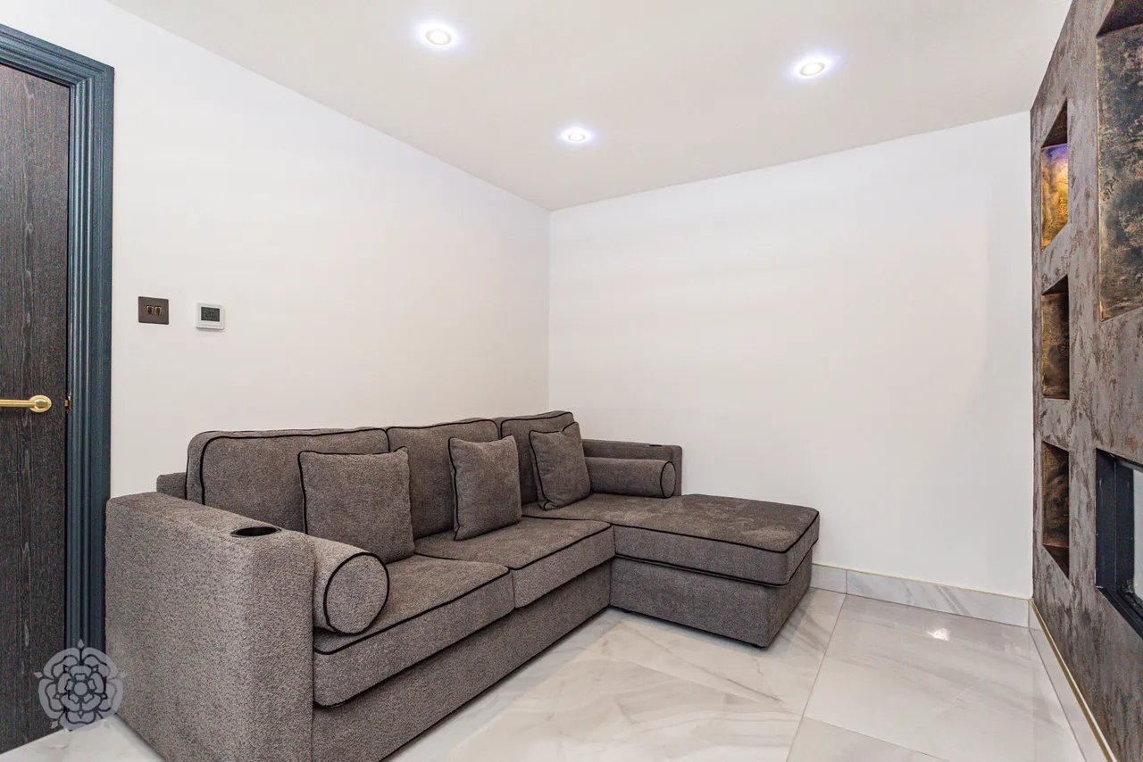 Shoreswood, Bolton, BL1 7DD, photo 14