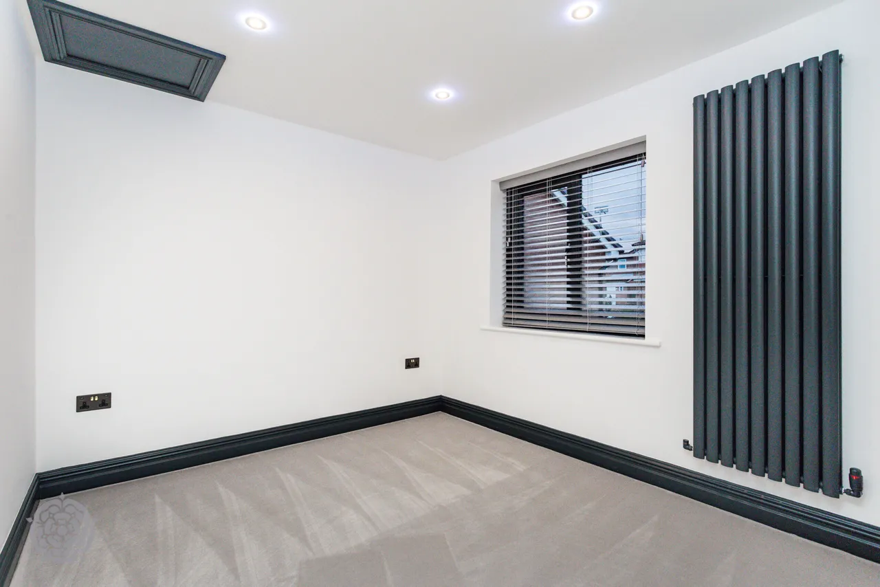 Shoreswood, Bolton, BL1 7DD, photo 27