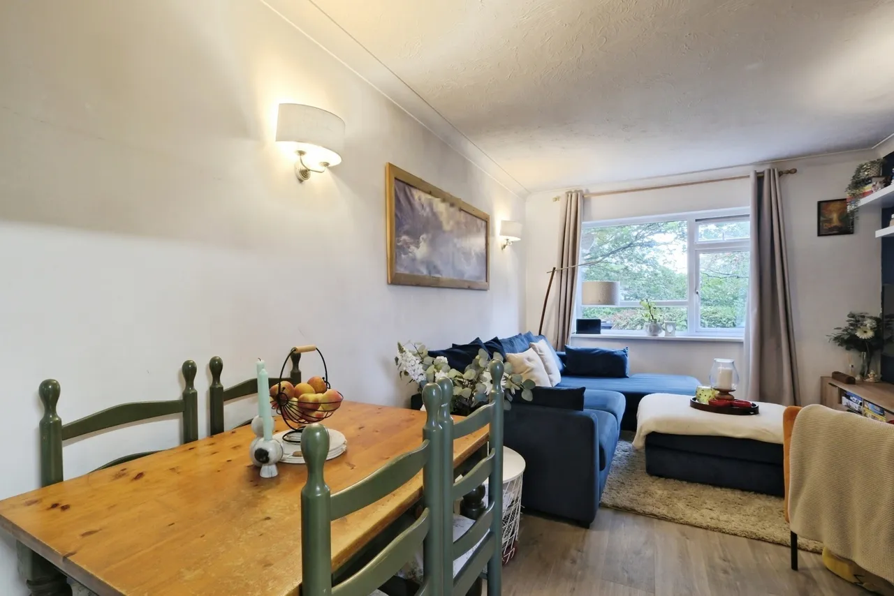 Pennywell Gardens, New Milton, BH25, photo 2