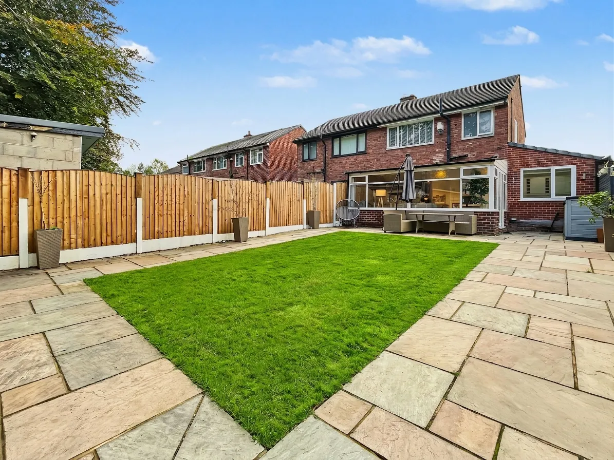 Stoneleigh Drive, Radcliffe, M26, photo 4
