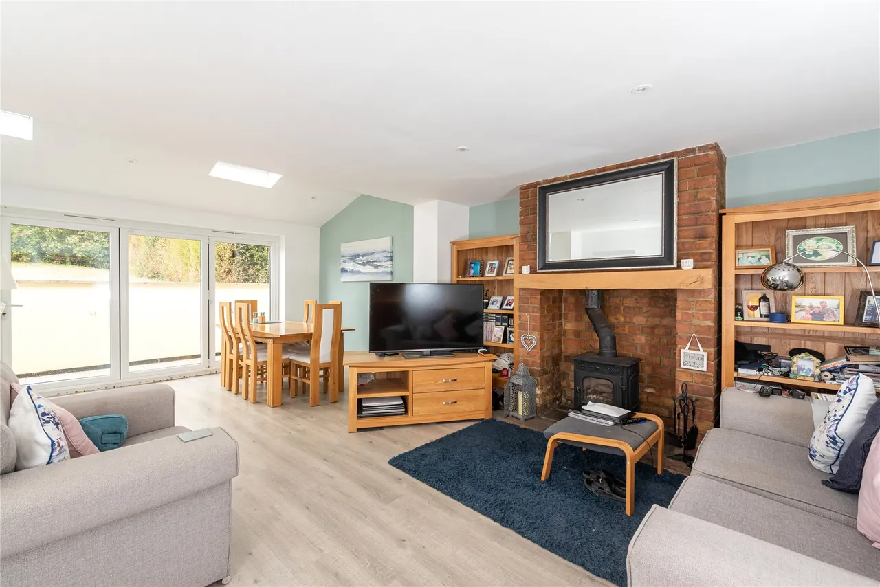 Town End Crescent, Stoke Goldington, MK16, photo 9