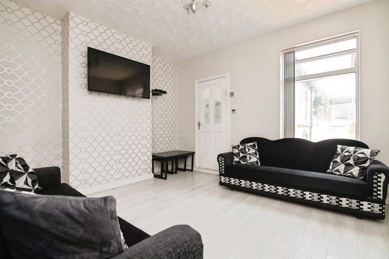Walter Street, West Bromwich, B70, photo 5