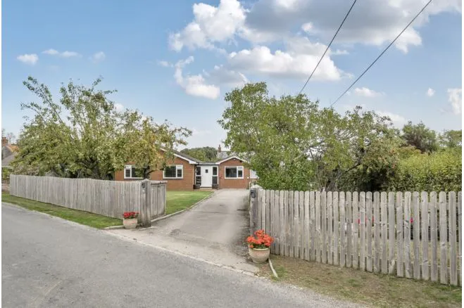The Green, Great Cheverell, SN10, photo 19