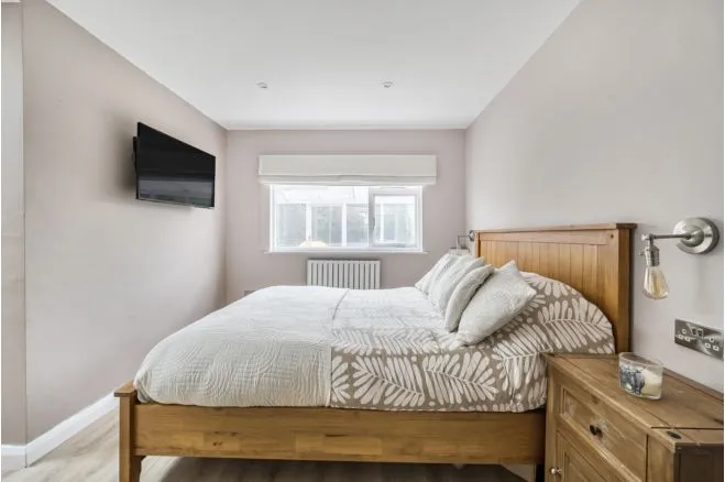 The Green, Great Cheverell, SN10, photo 8
