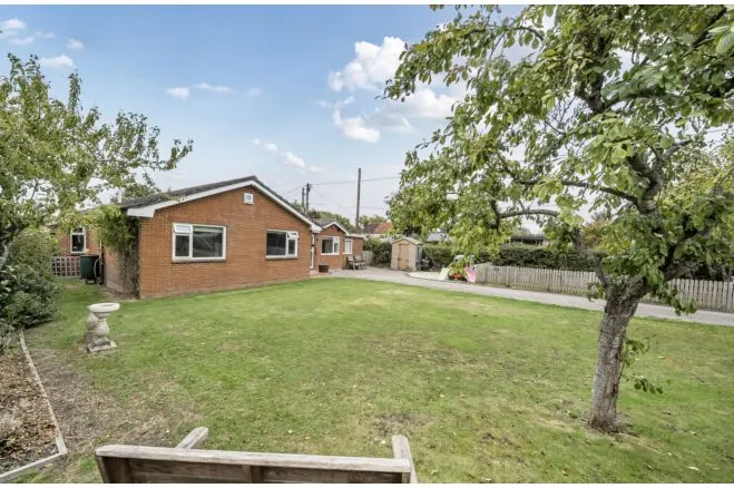 The Green, Great Cheverell, SN10, photo 18