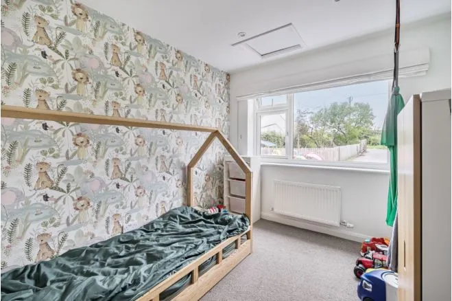 The Green, Great Cheverell, SN10, photo 11