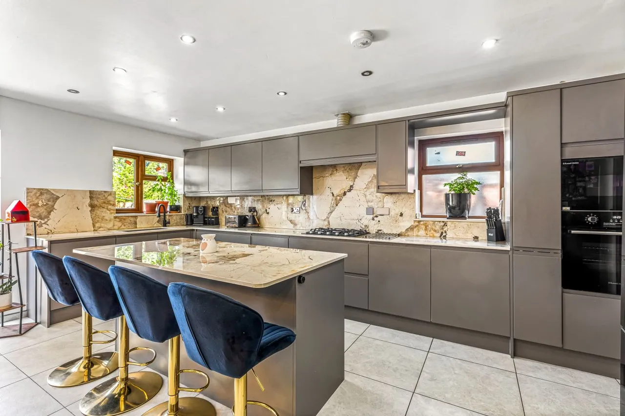 Narborough Road, Leicester, LE3, photo 10