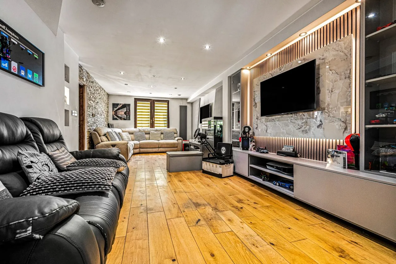 Narborough Road, Leicester, LE3, photo 5