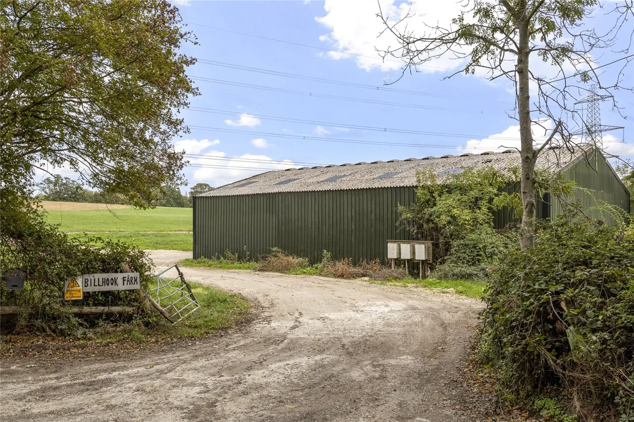 West Chiltington Lane, Coneyhurst, RH14, photo 7
