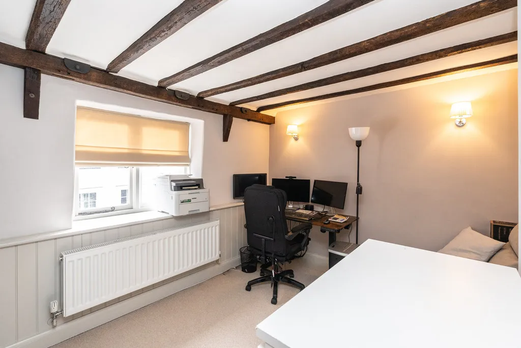 Church Street, Dorking, RH4, photo 7