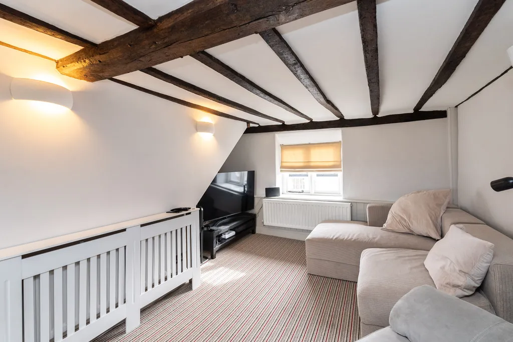 Church Street, Dorking, RH4, photo 11