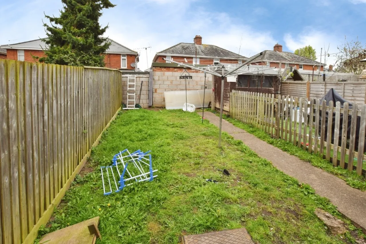 Burnthouse Lane, photo 6