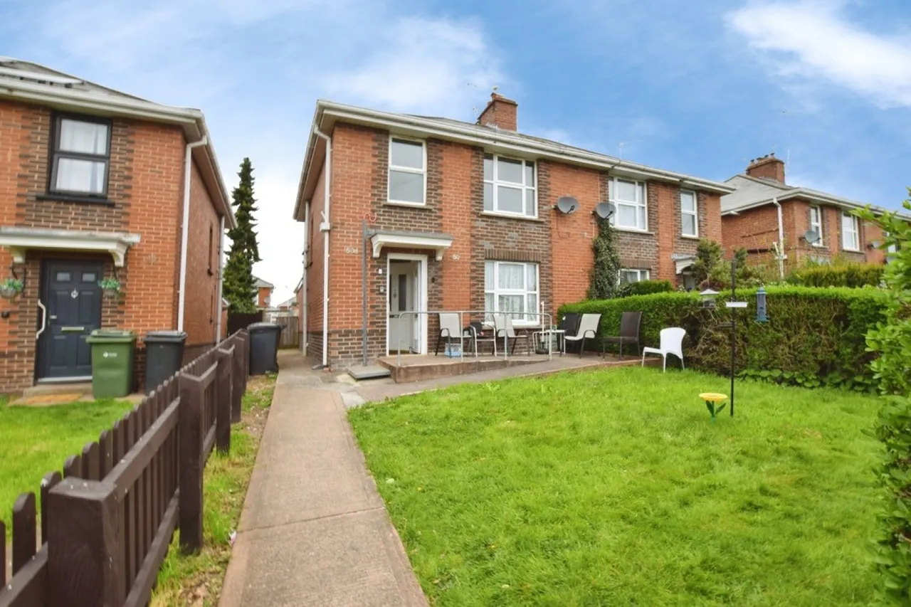 1 bed flat for sale — Burnthouse Lane