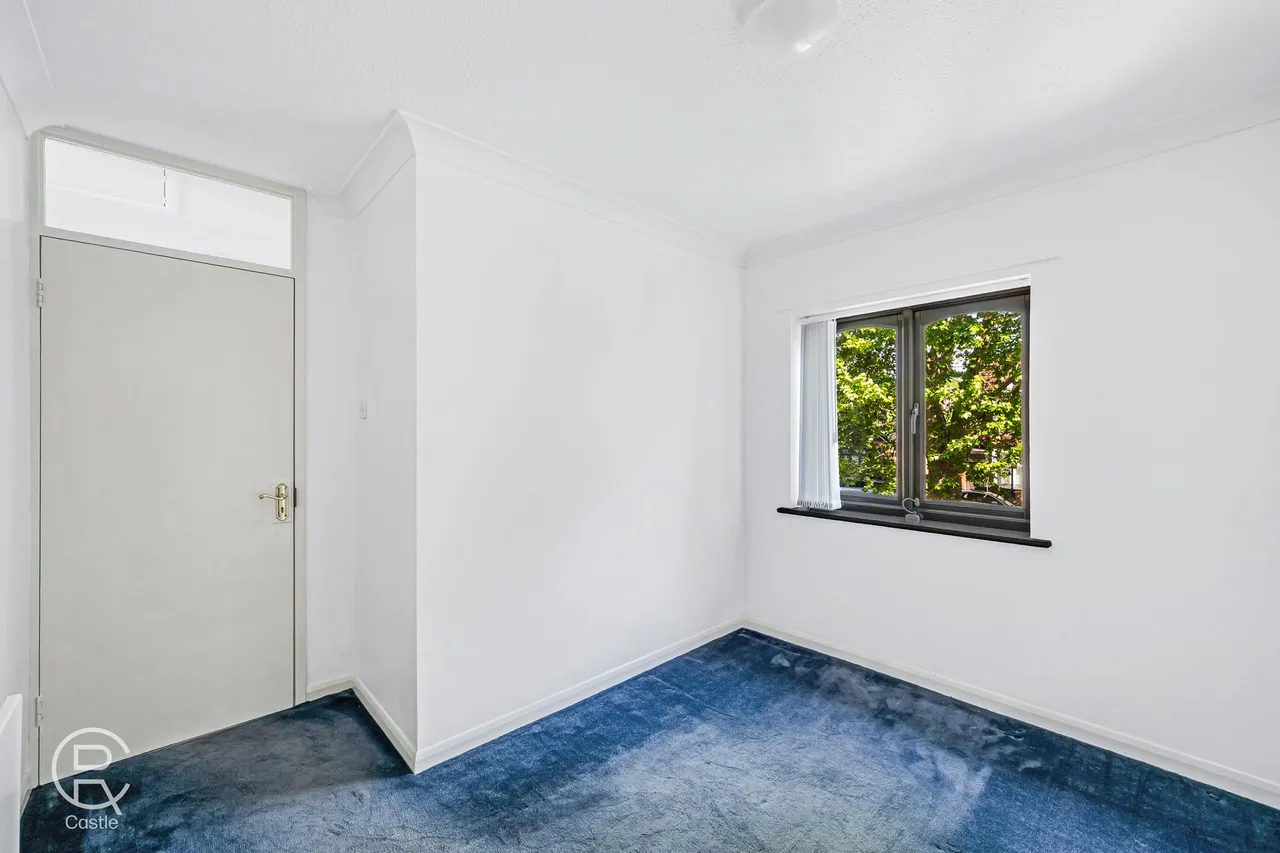 Greenford Avenue, London, W7 1LZ, photo 8