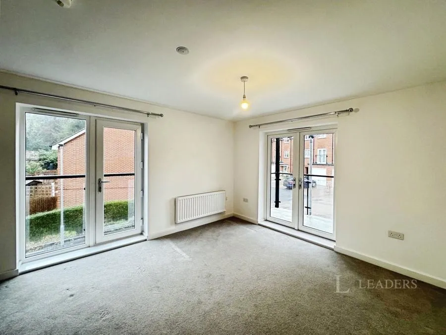Electric Close, Godalming, GU7, photo 4