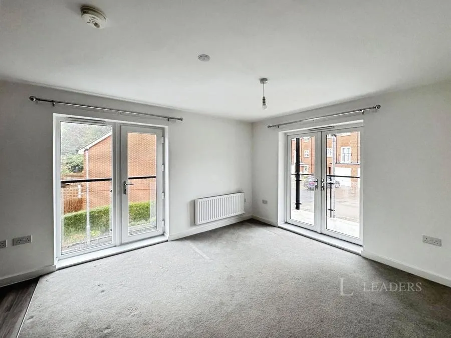 Electric Close, Godalming, GU7, photo 5