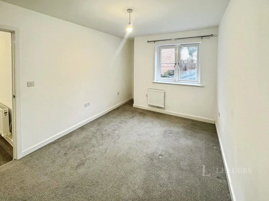 Electric Close, Godalming, GU7, photo 11