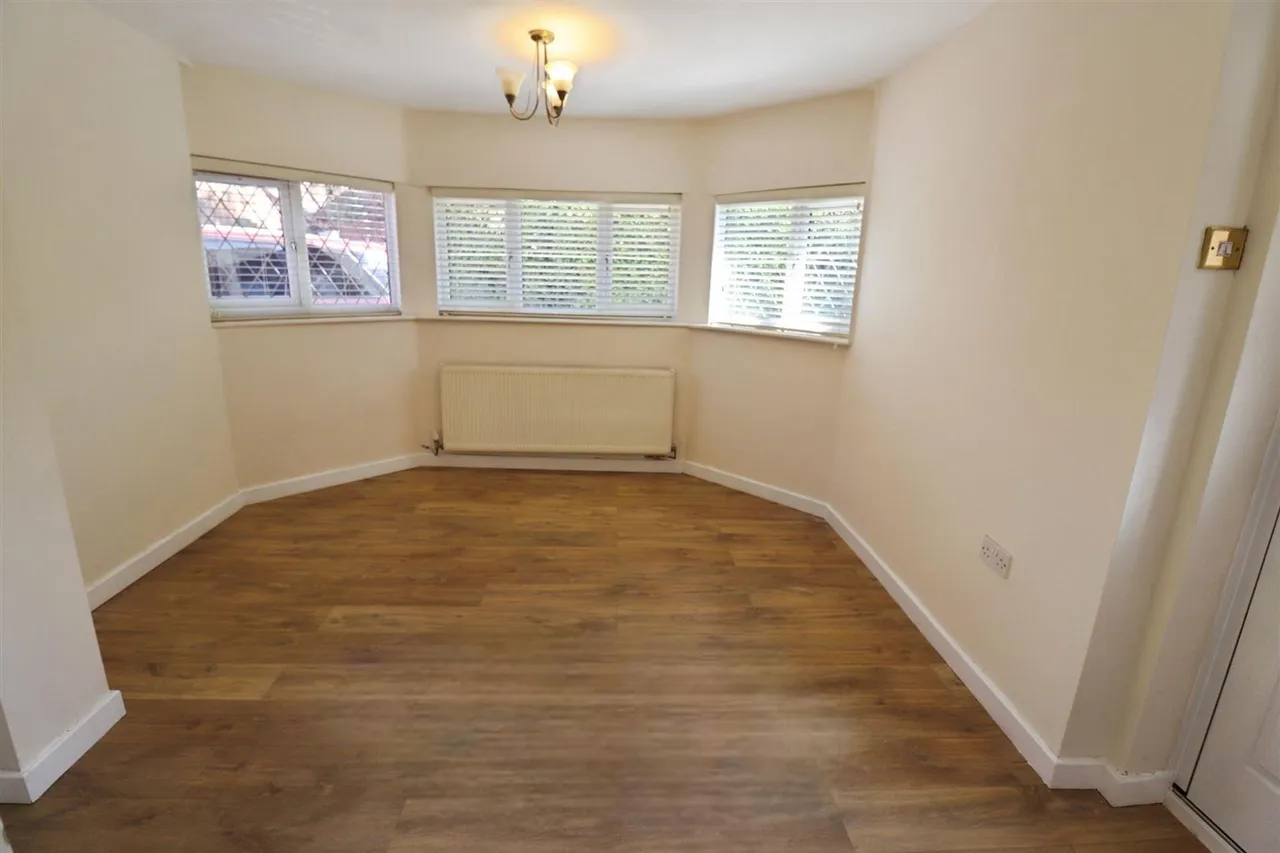 St. James Gardens, Bulkington, CV12, photo 6