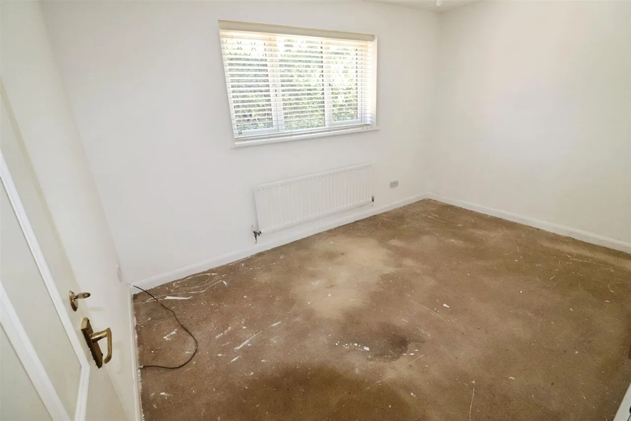 St. James Gardens, Bulkington, CV12, photo 8