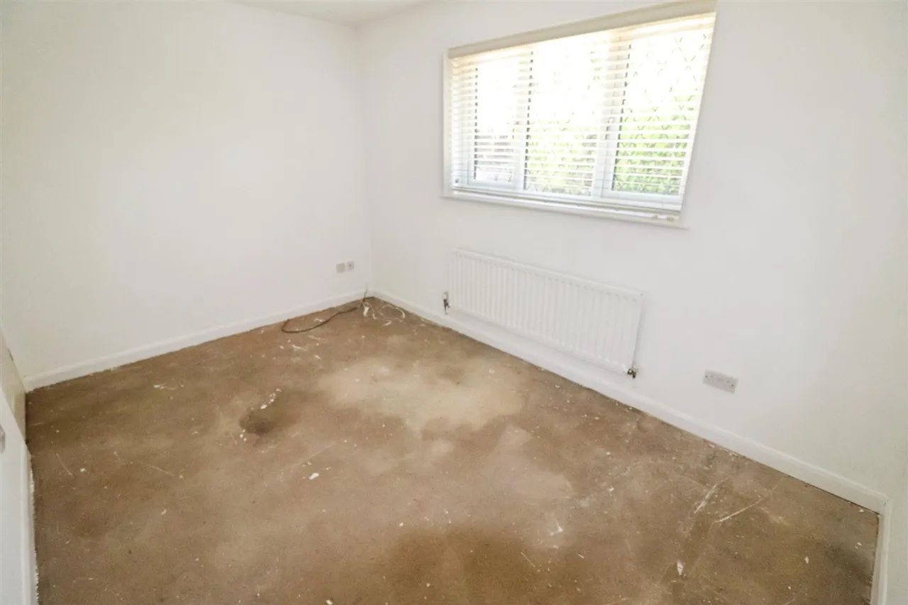 St. James Gardens, Bulkington, CV12, photo 9