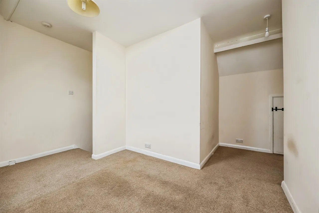 Mansfield Road, Underwood, NG16, photo 16